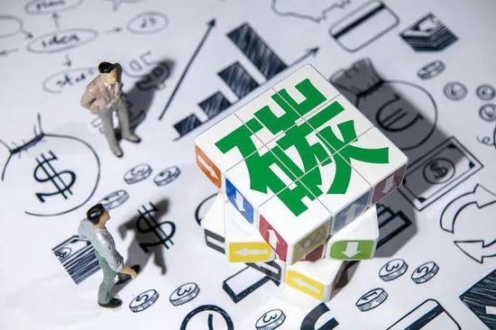 全國碳市場運行平穩(wěn)有序，低成本減碳效果初現